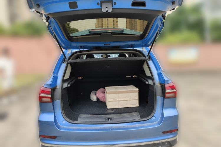 Used Roewe RX5 New Energy 2017 eRX5 50T Hybrid Connected Prestige Flagship Edition Trunk