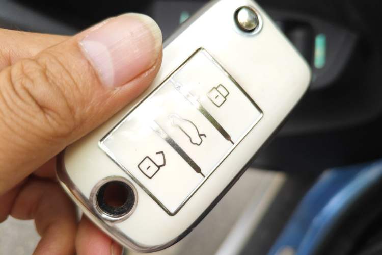 Used Roewe RX5 New Energy 2017 eRX5 50T Hybrid Connected Prestige Flagship Edition Vehicle Key