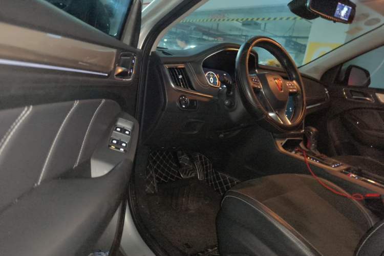 Used Roewe RX5 New Energy 2017 eRX5 50T Hybrid Connected Prestige Flagship Edition Driver Seat