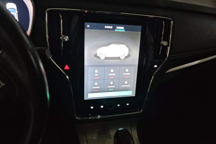 Used Roewe RX5 New Energy 2017 eRX5 50T Hybrid Connected Prestige Flagship Edition Audio And AC Panel