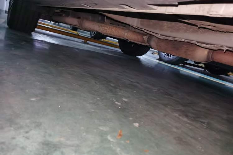 Used Roewe RX5 New Energy 2017 eRX5 50T Hybrid Connected Prestige Flagship Edition Chassis Front Right