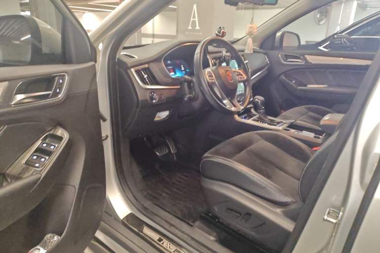 Used Roewe RX5 New Energy 2017 eRX5 50T Hybrid Connected Prestige Flagship Edition Driver Seat