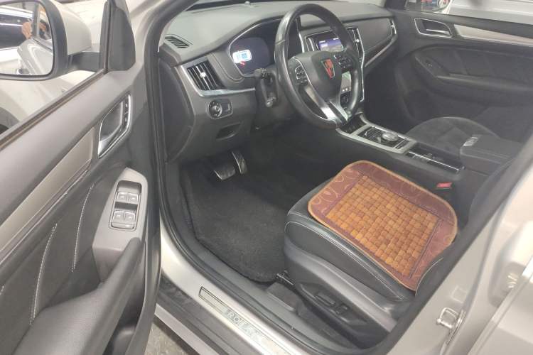 Used Roewe RX5 New Energy 2017 ERX5 EV400 Electric Internet Supreme Edition Driver Seat
