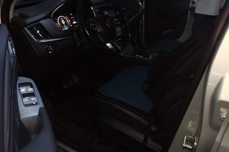 Used Roewe RX5 New Energy 2017 eRX5 50T Hybrid Connected Prestige Flagship Edition Driver Seat