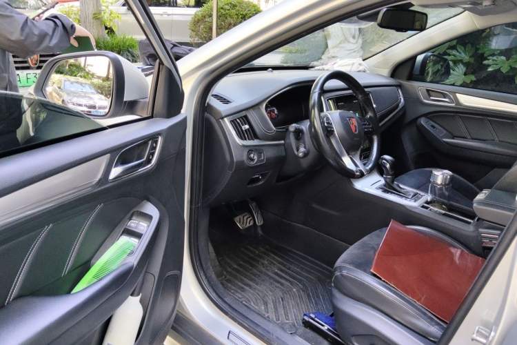 Used Roewe RX5 New Energy 2017 eRX5 50T Hybrid Connected Prestige Flagship Edition Driver Seat