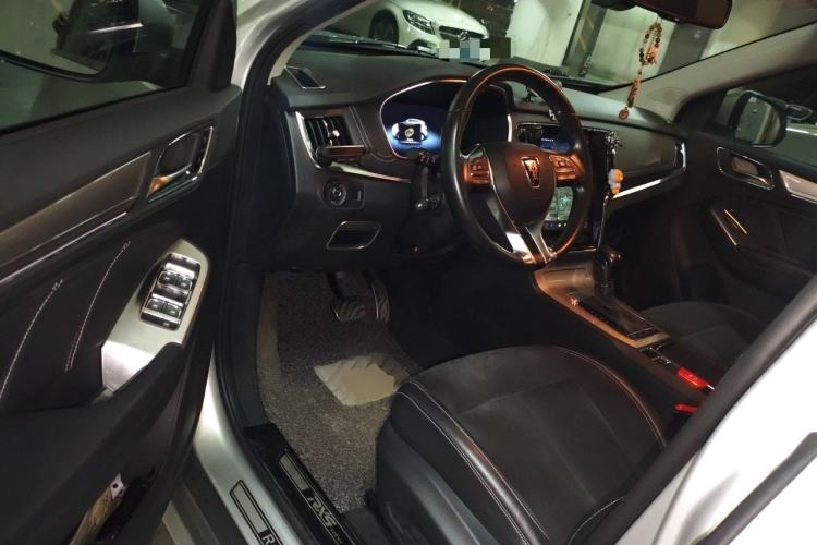 Used Roewe RX5 New Energy 2017 eRX5 50T Hybrid Connected Prestige Flagship Edition Driver Seat