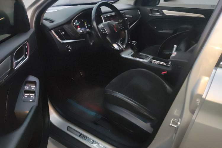 Used Roewe RX5 New Energy 2017 eRX5 50T Hybrid Connected Prestige Flagship Edition Driver Seat