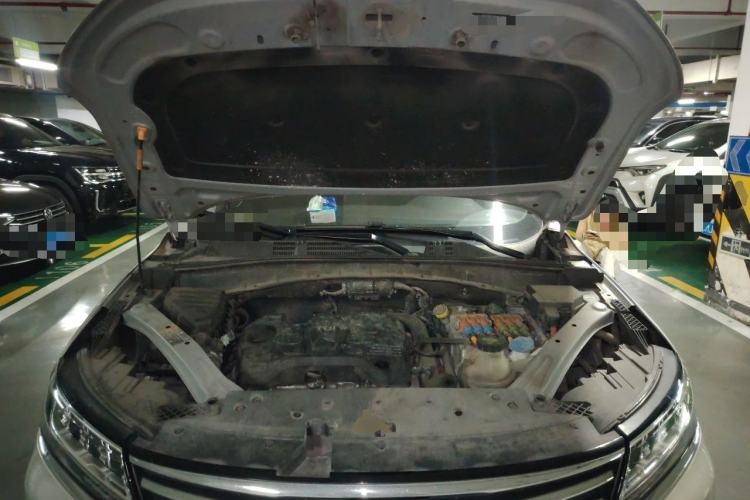 Used Roewe RX5 New Energy 2017 eRX5 50T Hybrid Connected Prestige Flagship Edition Engine Bay