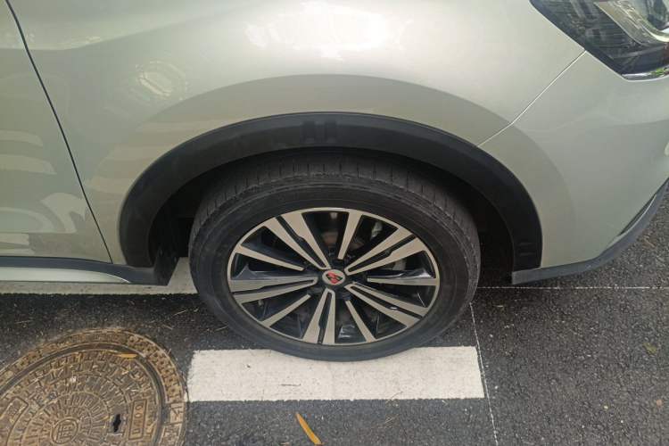 Used Roewe RX5 New Energy 2017 eRX5 50T Hybrid Connected Prestige Flagship Edition Exterior 7