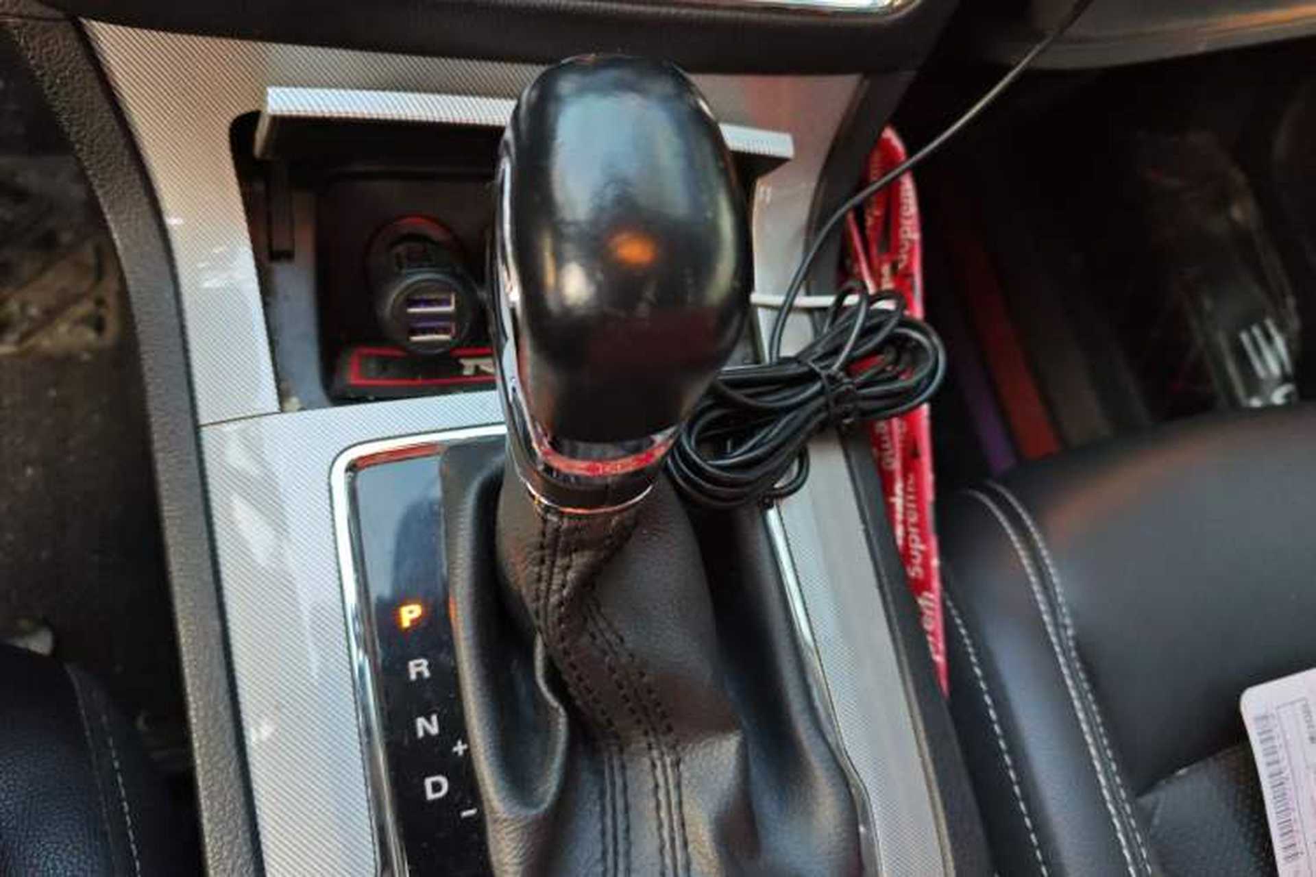 Used Roewe RX5 New Energy 2017 eRX5 50T Hybrid Connected Prestige Flagship Edition Gear Lever