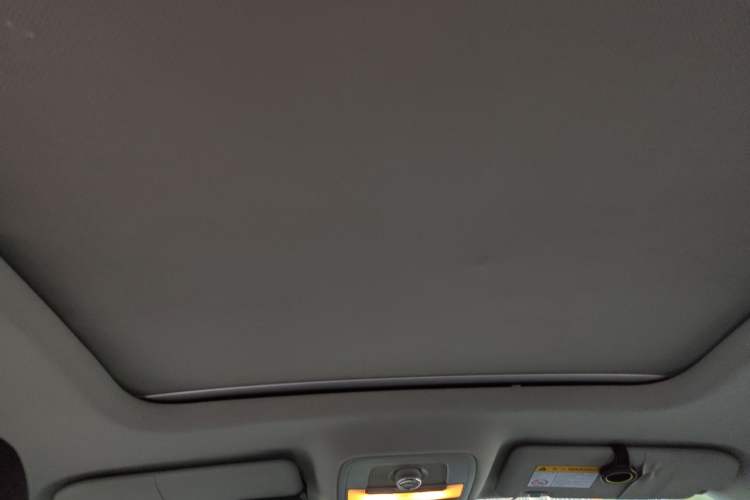 Used Roewe RX5 New Energy 2017 eRX5 50T Hybrid Connected Prestige Flagship Edition Headliner