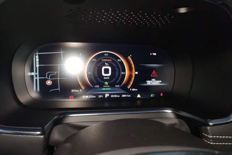 Used Roewe RX5 New Energy 2017 eRX5 50T Hybrid Connected Prestige Flagship Edition Instrument Cluster