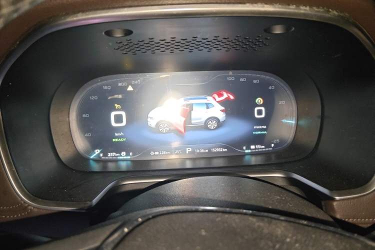 Used Roewe RX5 New Energy 2017 eRX5 50T Hybrid Connected Prestige Flagship Edition Instrument Cluster