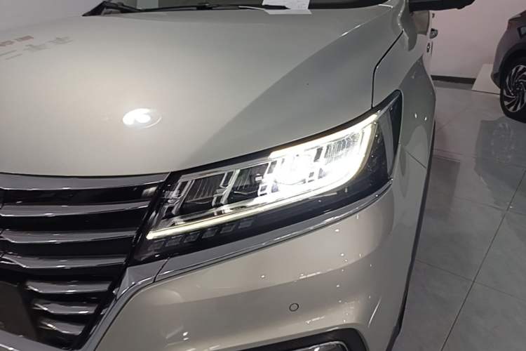 Used Roewe RX5 New Energy 2017 ERX5 EV400 Electric Internet Supreme Edition Left Front Headlight