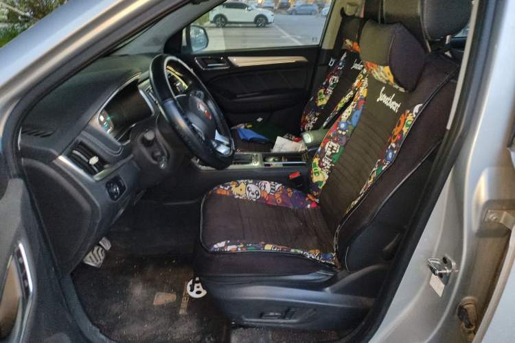 Used Roewe RX5 New Energy 2017 eRX5 50T Hybrid Connected Prestige Flagship Edition Left Front Seat