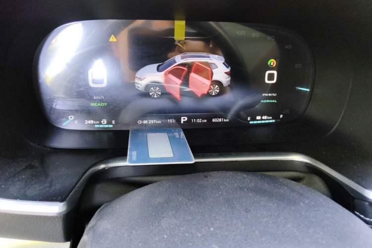 Used Roewe RX5 New Energy 2017 eRX5 50T Hybrid Connected Prestige Flagship Edition Odometer Close Up