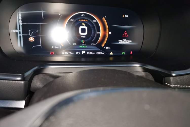 Used Roewe RX5 New Energy 2017 eRX5 50T Hybrid Connected Prestige Flagship Edition Odometer Close Up