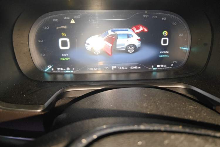 Used Roewe RX5 New Energy 2017 eRX5 50T Hybrid Connected Prestige Flagship Edition Odometer Close Up