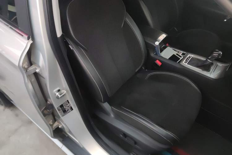 Used Roewe RX5 New Energy 2017 eRX5 50T Hybrid Connected Prestige Flagship Edition Right Front Seat