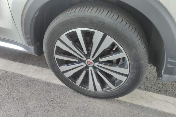 Used Roewe RX5 New Energy 2017 ERX5 EV400 Electric Internet Supreme Edition Right Front Wheel Hub