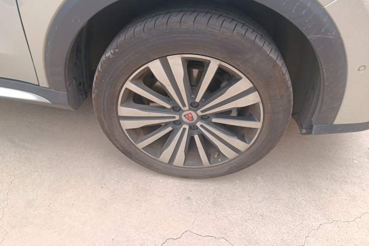 Used Roewe RX5 New Energy 2017 ERX5 EV400 Electric Internet Supreme Edition Right Front Wheel Hub