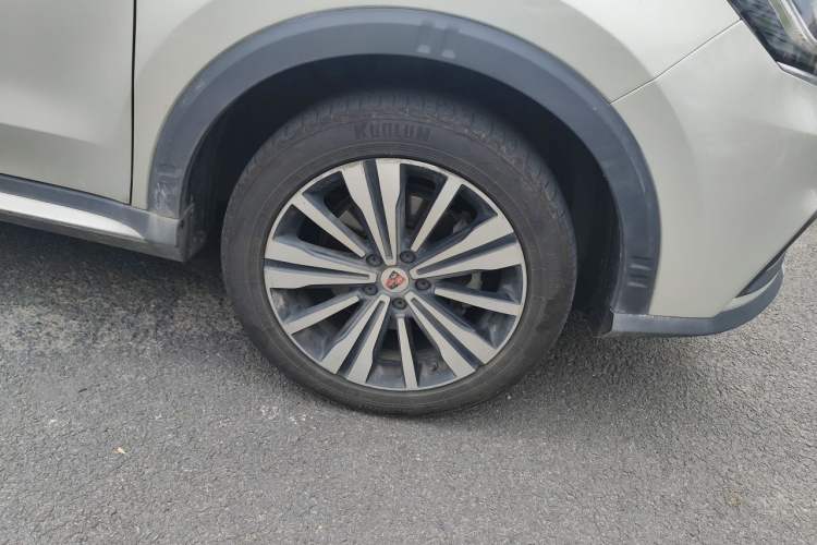 Used Roewe RX5 New Energy 2017 ERX5 EV400 Electric Internet Flagship Edition Right Front Wheel Hub