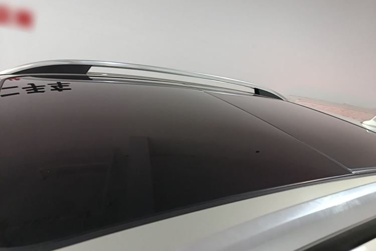 Used Roewe RX5 New Energy 2017 ERX5 EV400 Electric Internet Supreme Edition Roof