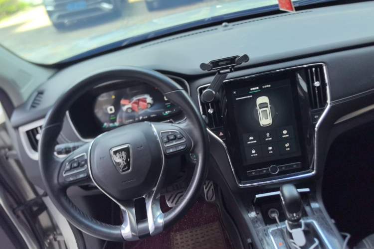 Used Roewe RX5 New Energy 2017 eRX5 50T Hybrid Connected Prestige Flagship Edition Steering Wheel