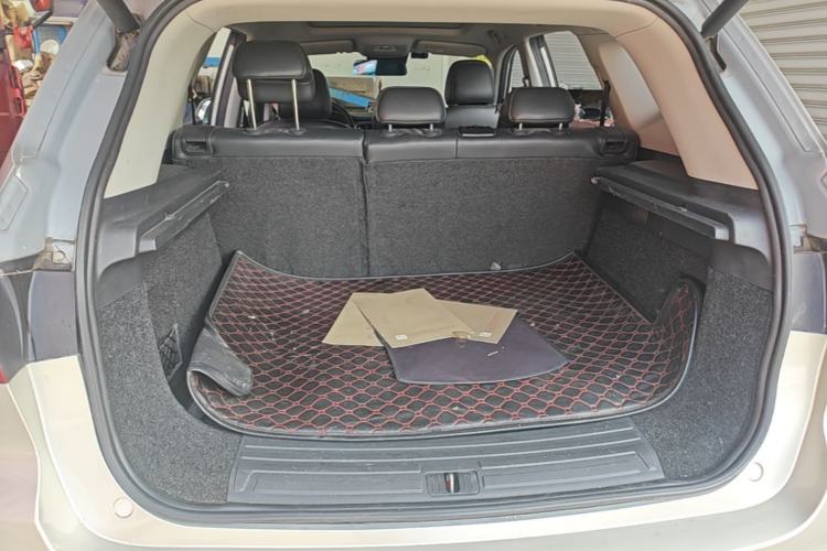 Used Roewe RX5 New Energy 2017 eRX5 50T Hybrid Connected Prestige Flagship Edition Trunk