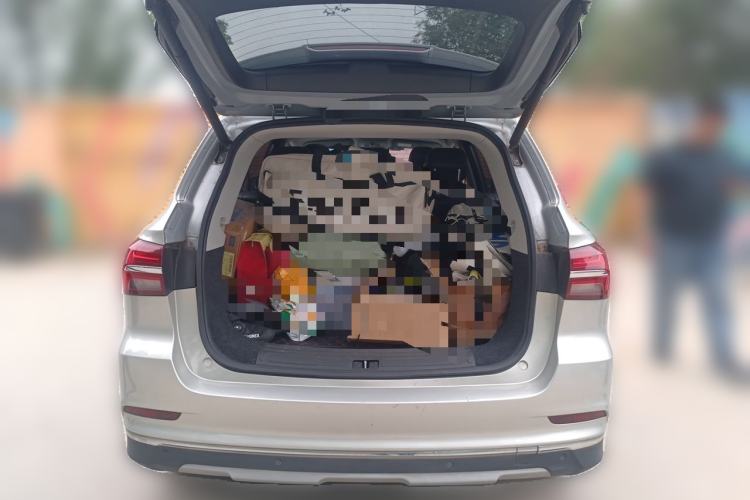 Used Roewe RX5 New Energy 2017 ERX5 EV400 Electric Internet Supreme Edition Trunk