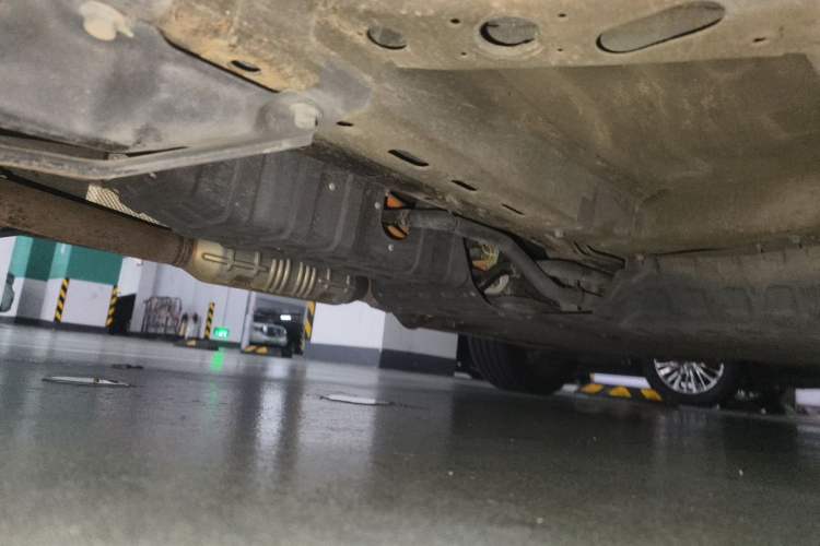 Used Roewe RX5 New Energy 2017 eRX5 50T Hybrid Connected Prestige Flagship Edition Chassis Front Left