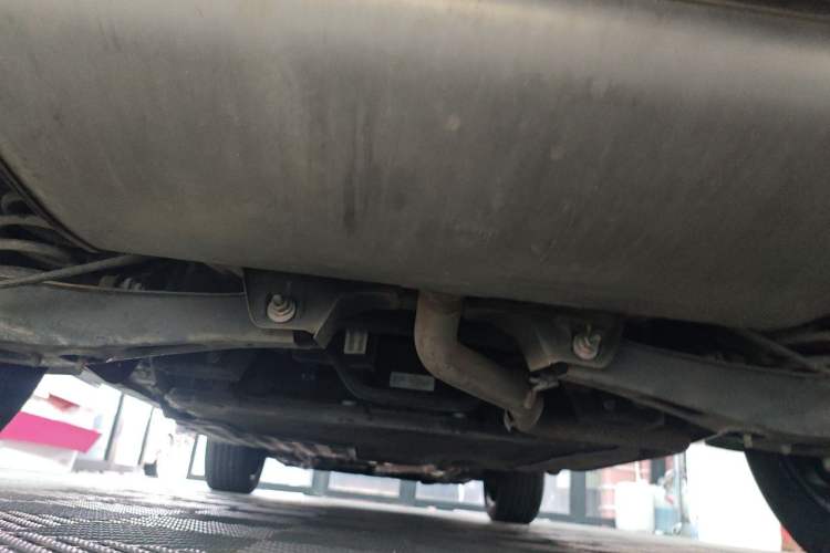 Used Roewe RX5 New Energy 2017 eRX5 50T Hybrid Connected Prestige Flagship Edition Chassis Rear