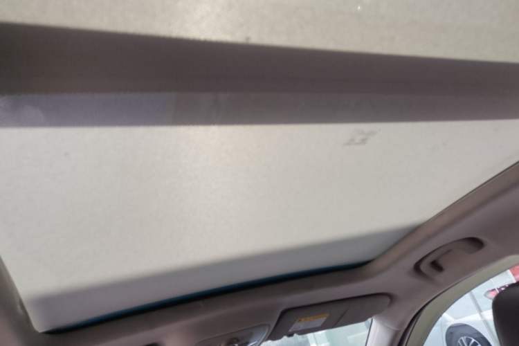 Used Roewe RX5 New Energy 2017 eRX5 50T Hybrid Connected Prestige Flagship Edition Headliner