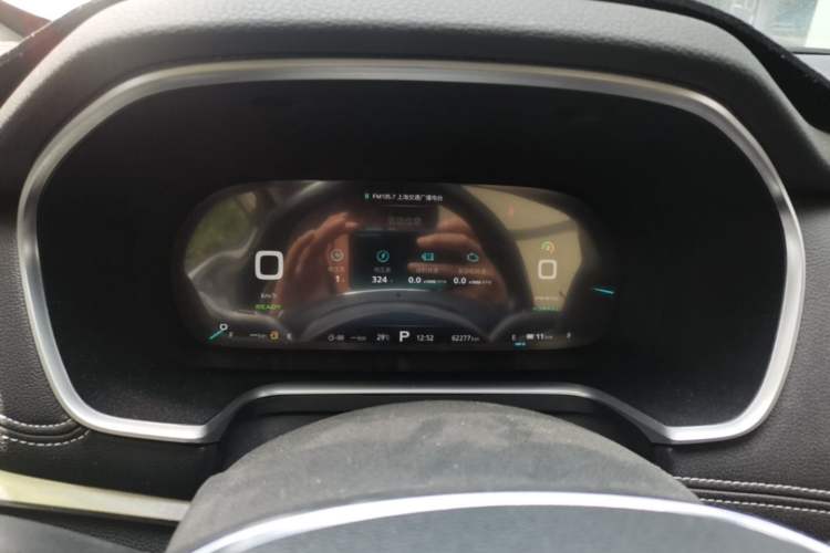 Used Roewe RX5 New Energy 2017 eRX5 50T Hybrid Connected Prestige Flagship Edition Instrument Cluster
