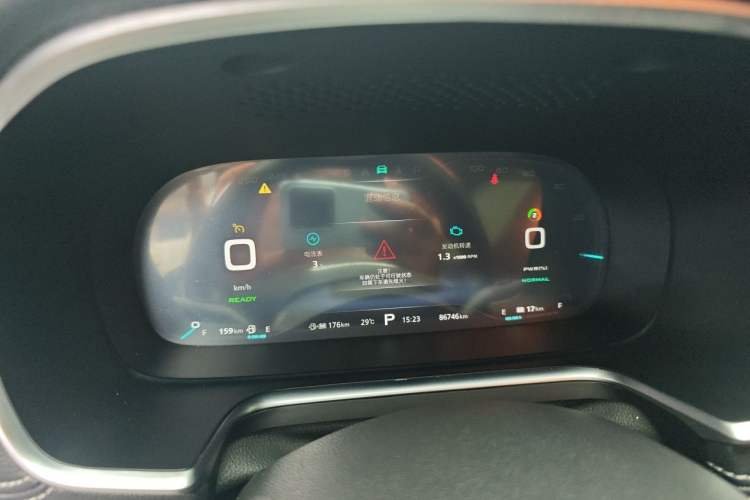 Used Roewe RX5 New Energy 2017 eRX5 50T Hybrid Connected Prestige Flagship Edition Instrument Cluster