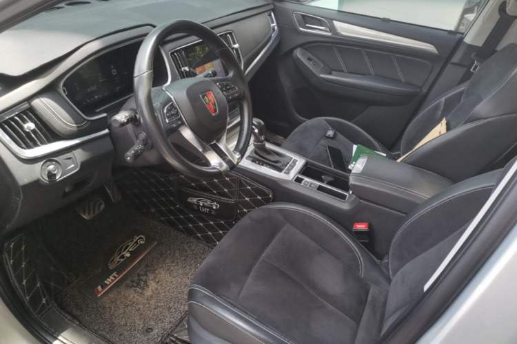 Used Roewe RX5 New Energy 2017 eRX5 50T Hybrid Connected Prestige Flagship Edition Left Front Seat