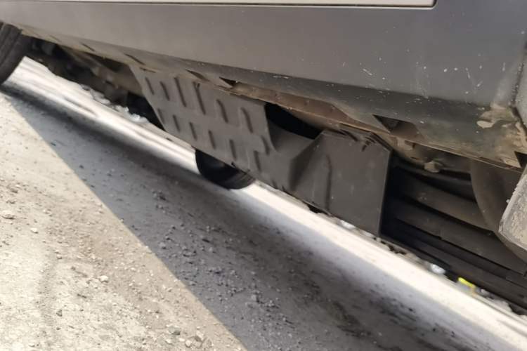 Used Roewe RX5 New Energy 2017 eRX5 50T Hybrid Connected Prestige Flagship Edition Chassis Rear Left