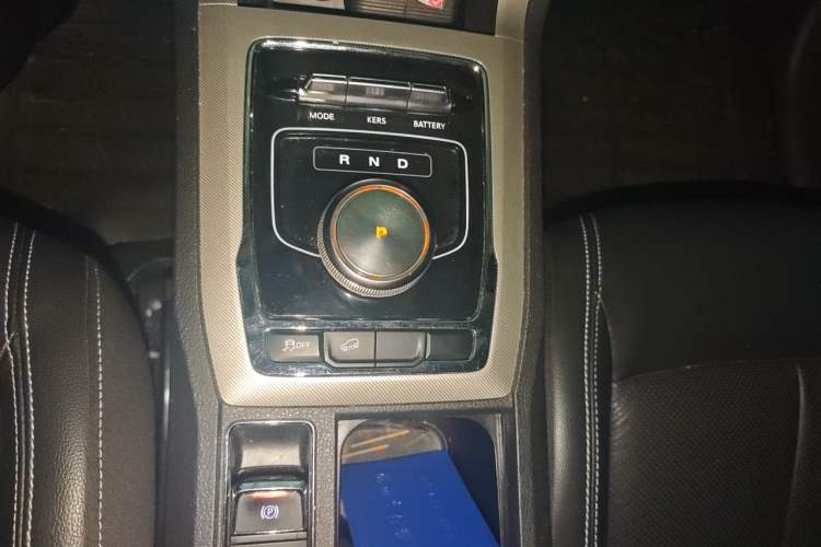 Used Roewe RX5 New Energy 2017 ERX5 EV400 Electric Internet Flagship Edition Gear Lever