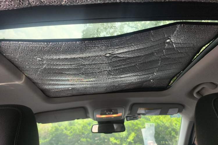 Used Roewe RX5 New Energy 2017 eRX5 50T Hybrid Connected Prestige Flagship Edition Headliner