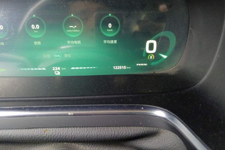 Used Roewe RX5 New Energy 2017 ERX5 EV400 Electric Internet Supreme Edition Odometer Close Up