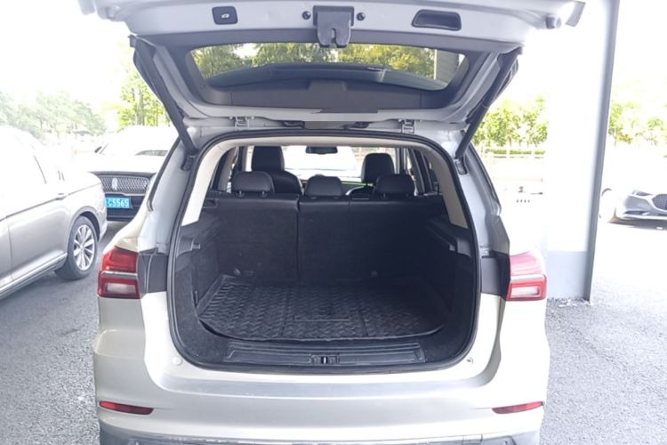 Used Roewe RX5 New Energy 2017 eRX5 50T Hybrid Connected Prestige Flagship Edition Trunk
