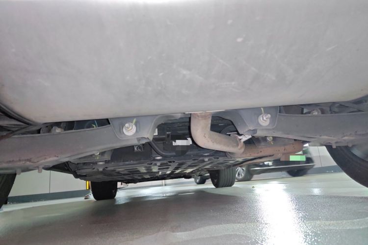 Used Roewe RX5 New Energy 2017 eRX5 50T Hybrid Connected Prestige Flagship Edition Chassis Rear