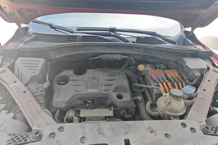 Used Roewe RX5 New Energy 2017 eRX5 50T Hybrid Connected Prestige Flagship Edition Engine Bay