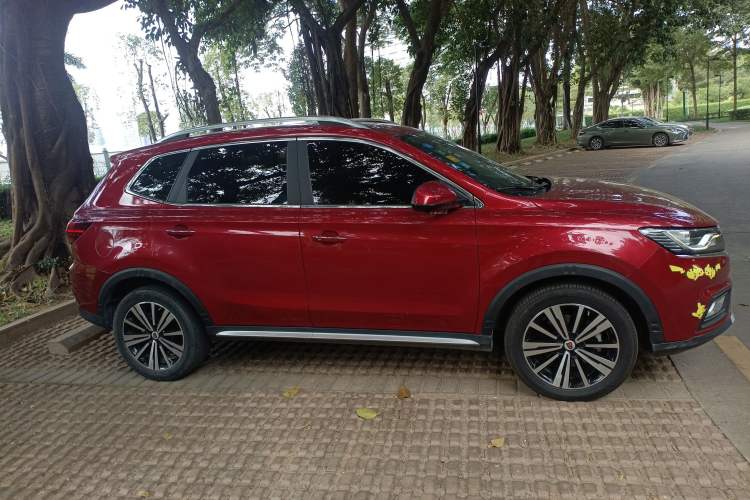 Used Roewe RX5 New Energy 2017 eRX5 50T Hybrid Connected Prestige Flagship Edition Exterior 2