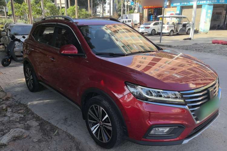 Used Roewe RX5 New Energy 2017 eRX5 50T Hybrid Connected Prestige Flagship Edition Front Right 45 Deg