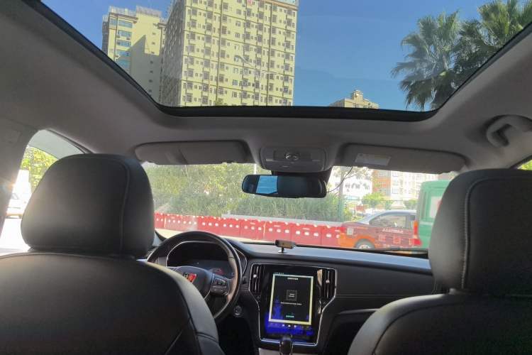 Used Roewe RX5 New Energy 2017 eRX5 50T Hybrid Connected Prestige Flagship Edition Headliner