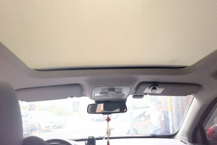 Used Roewe RX5 New Energy 2017 ERX5 EV400 Electric Internet Supreme Edition Headliner