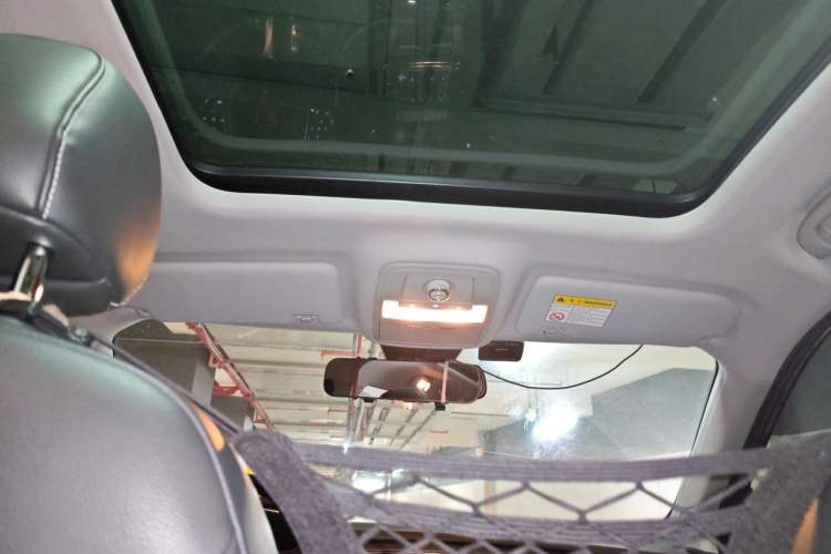 Used Roewe RX5 New Energy 2017 eRX5 50T Hybrid Connected Prestige Flagship Edition Headliner