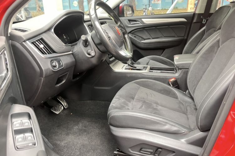 Used Roewe RX5 New Energy 2017 eRX5 50T Hybrid Connected Prestige Flagship Edition Interior 2