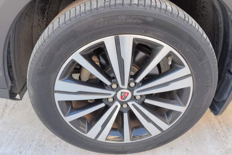 Used Roewe RX5 New Energy 2017 eRX5 50T Hybrid Connected Prestige Flagship Edition Left Front Wheel Hub